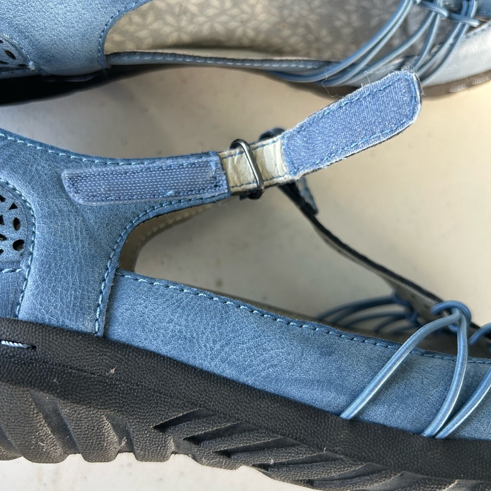 JBU by Jambu Women's Sahara Mary Jane Flat 9.5 Light Denim pre-owned - Picture 6 of 7